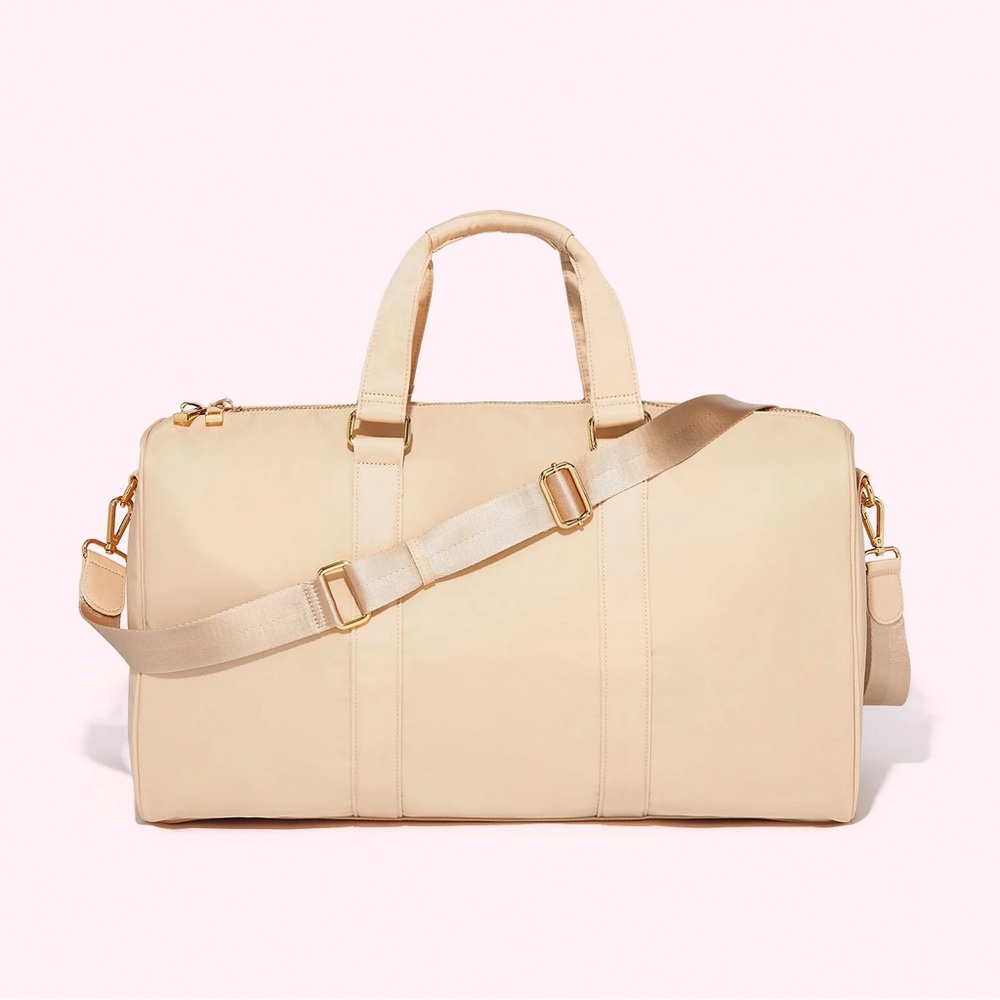 Elegant Stoney Clover Duffel Bag in Sand